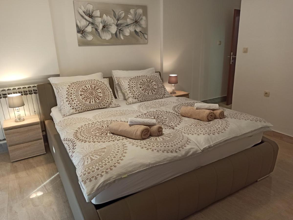 Villa Rea Malinska Esterno foto