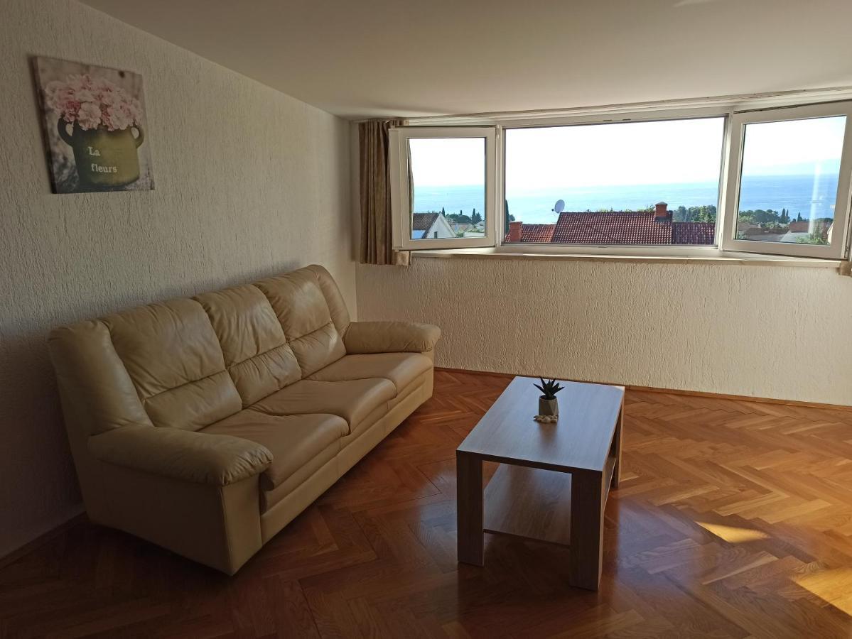 Villa Rea Malinska Esterno foto