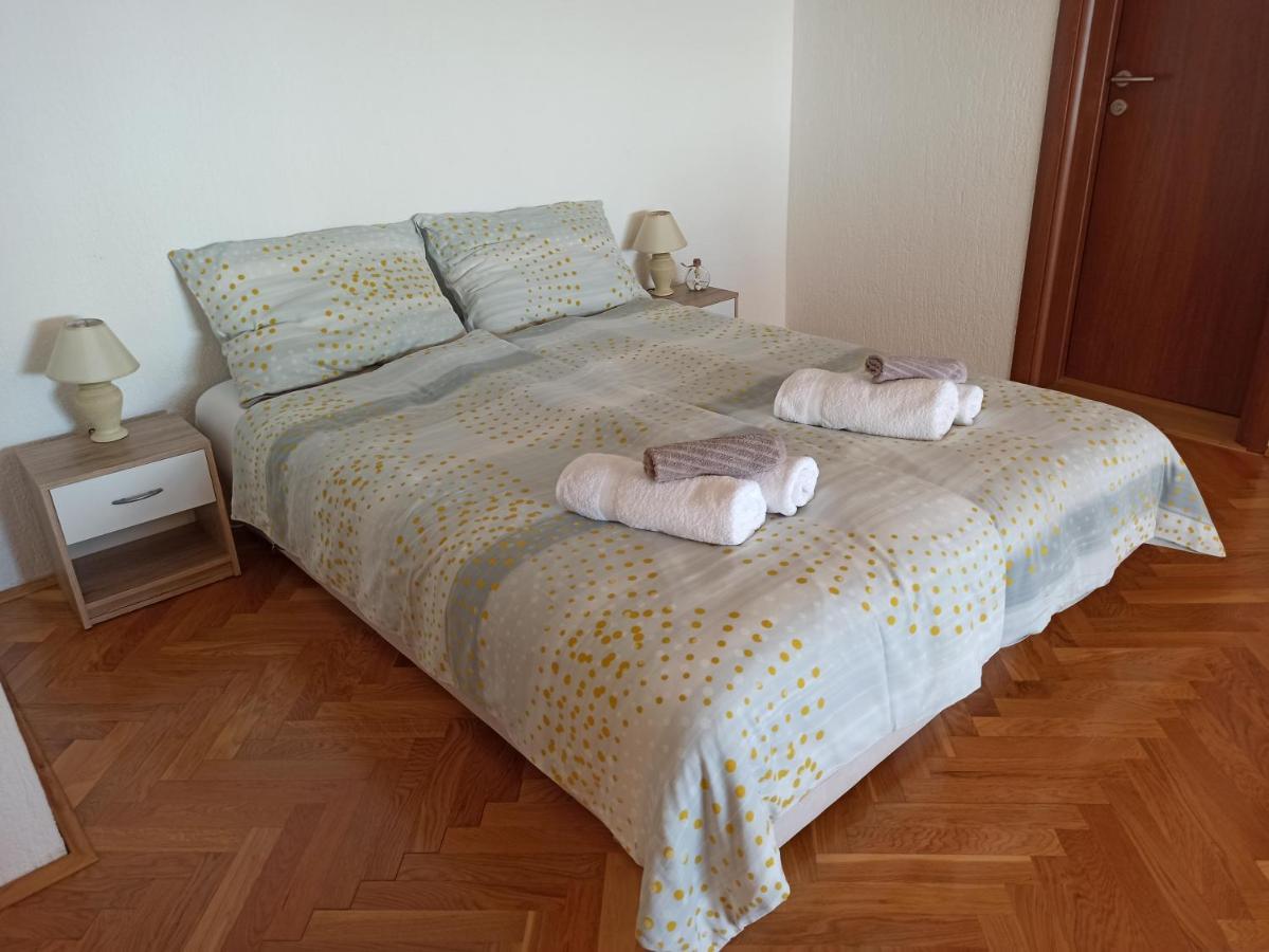 Villa Rea Malinska Esterno foto