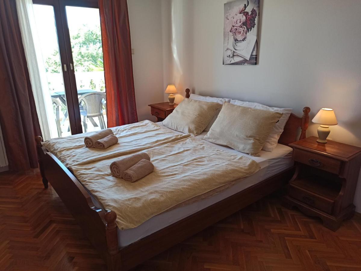 Villa Rea Malinska Esterno foto