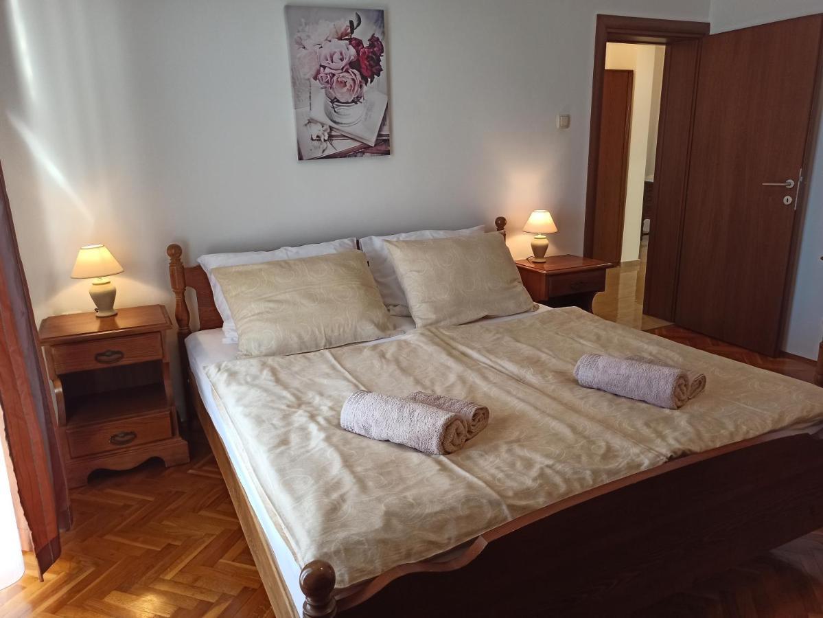 Villa Rea Malinska Esterno foto
