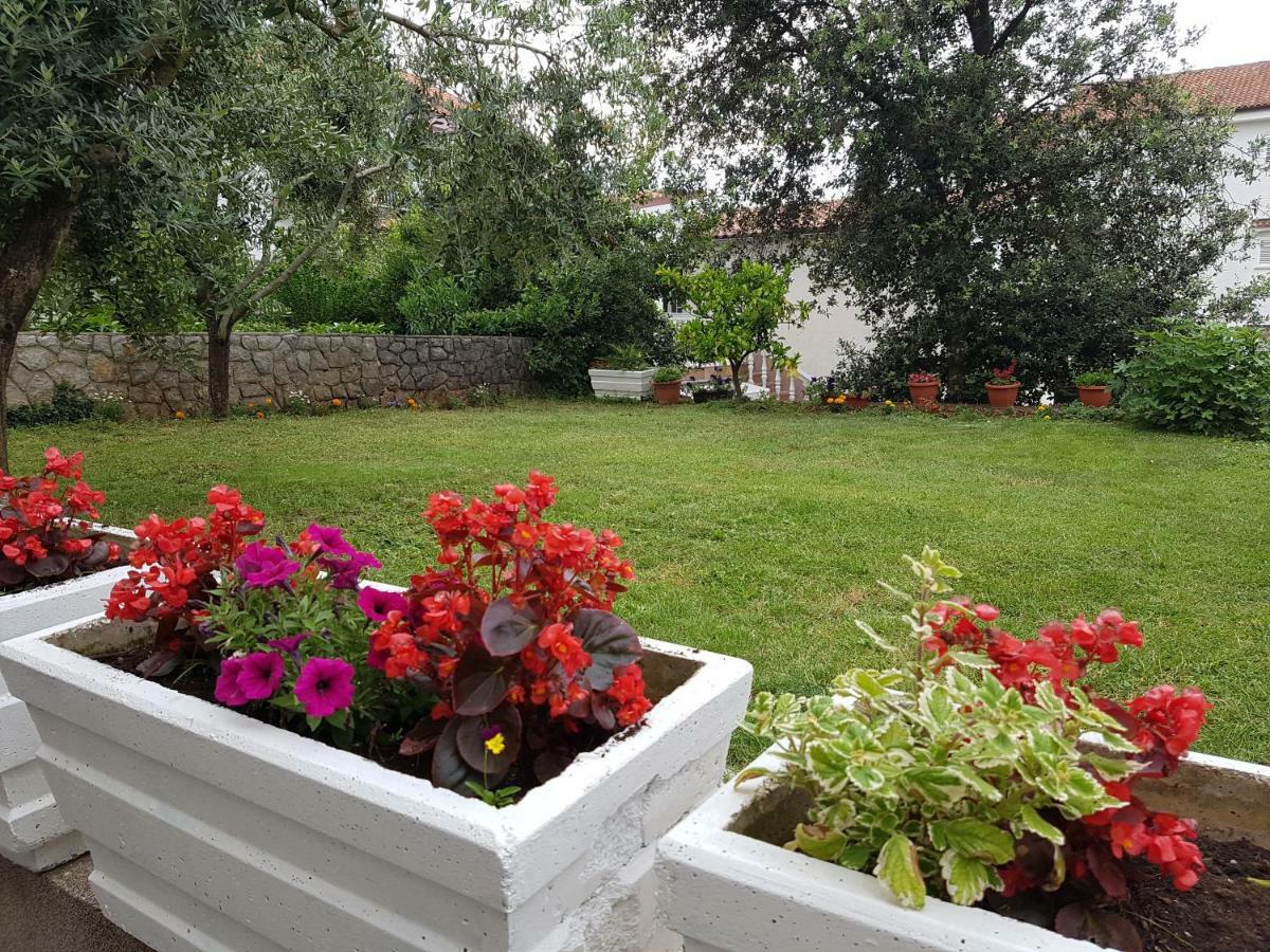 Villa Rea Malinska Esterno foto