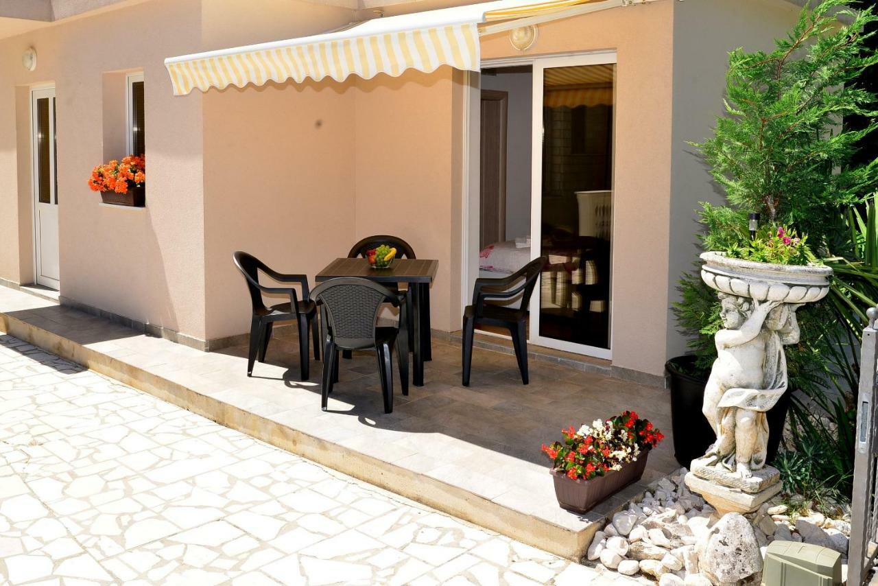 Villa Rea Malinska Esterno foto